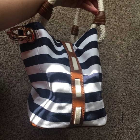 Michael Kor’s Nautical Purse - Picture 3 of 4